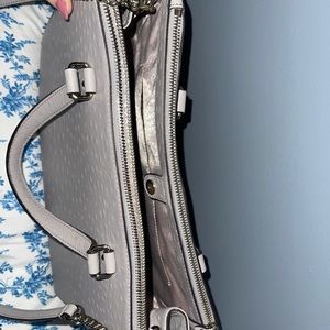 Kate spade loden, has never been used or taken out just like brand new!!